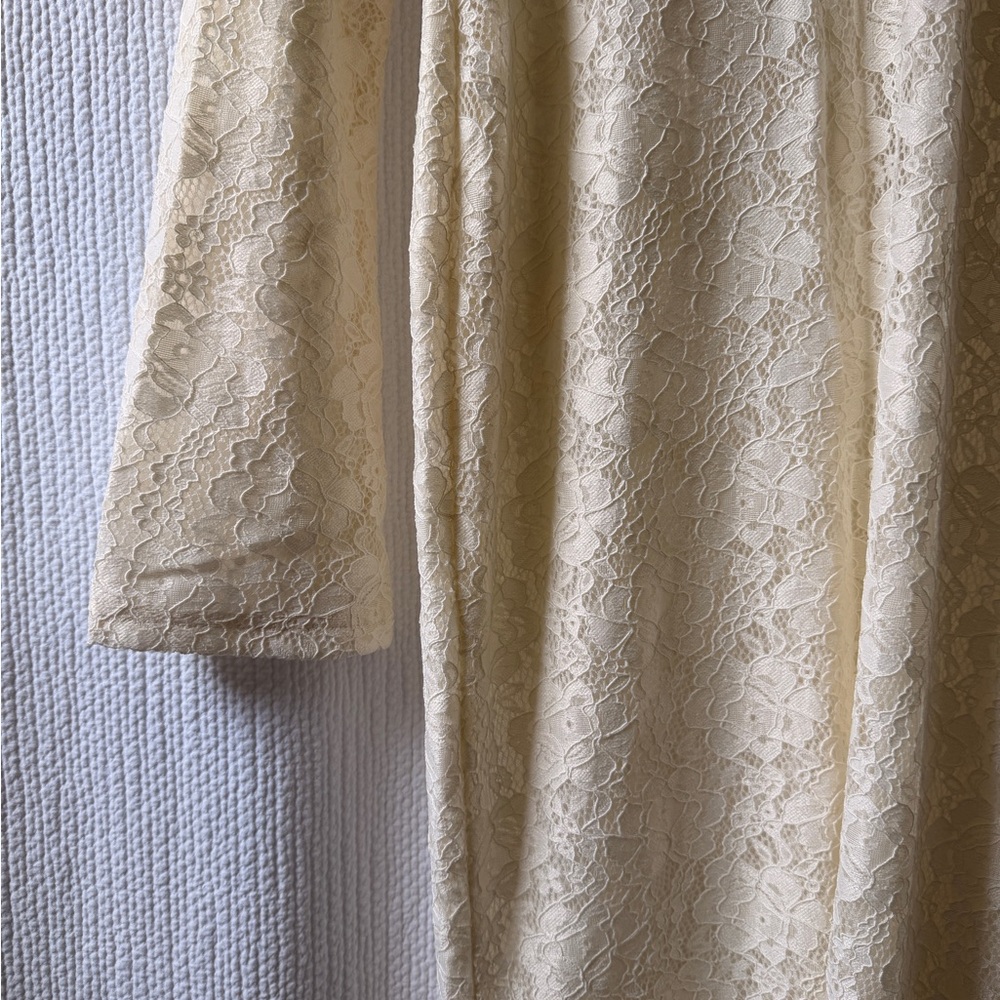 Long Sleeve V-Neck Lace Maxi Dress - Cream - Picture 6 of 7